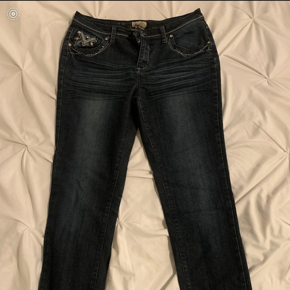 Earl Jeans